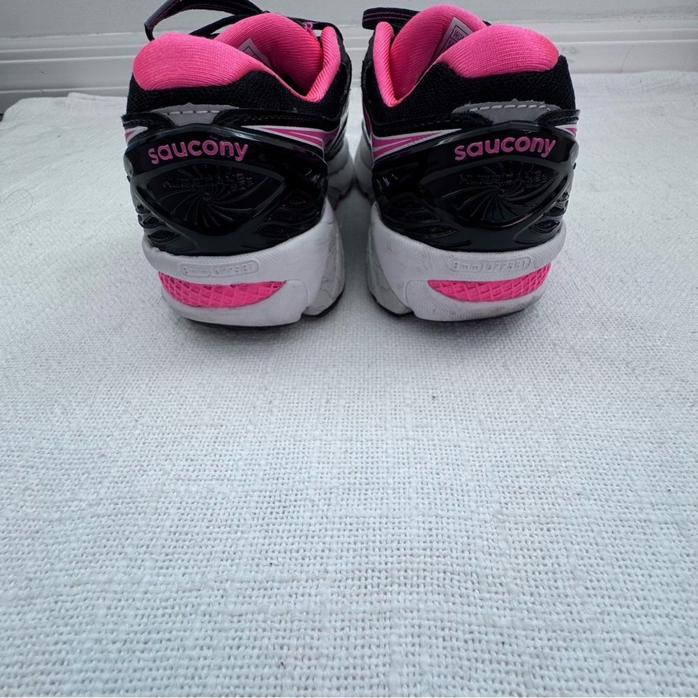 Saucony Everun Sneakers Women’s Black SZ 6.5 - Picture 6 of 9